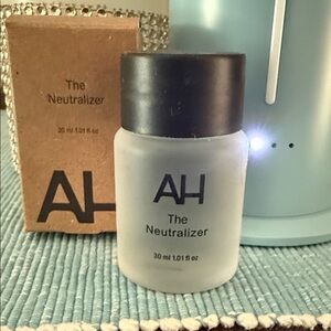 The Neutralizer Oil for Aura House Diffuser. NWT.